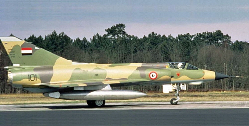 Libyan Mirage 5DE in factory