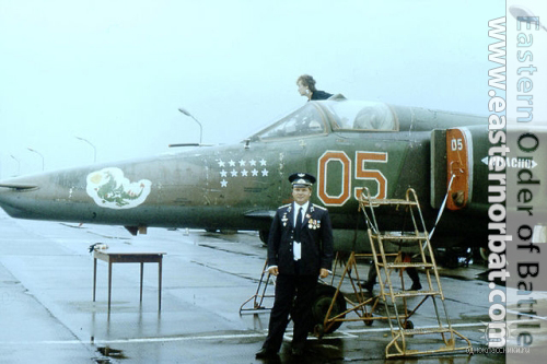 134th Fighter-Bomber Air Regiment’s in pilot front of his MiG-27D Flogger-J in Zhangitzobe in 1989. Photo: P. Kaputina