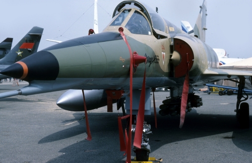 Egyptian Mirage 5E2 with weapons