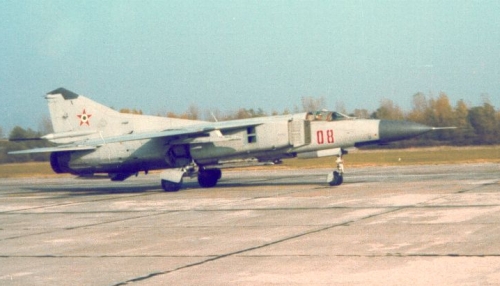 Hungarian MiG-23MF Flogger-B in light-gray color scheme