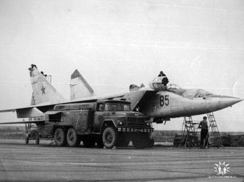 USSR MiG-25PU Foxbat-C