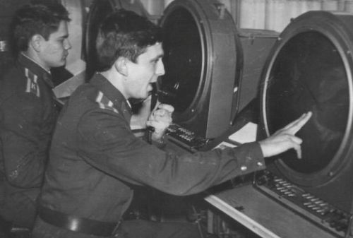Soviet air traffic control training in Vorosilovgrad