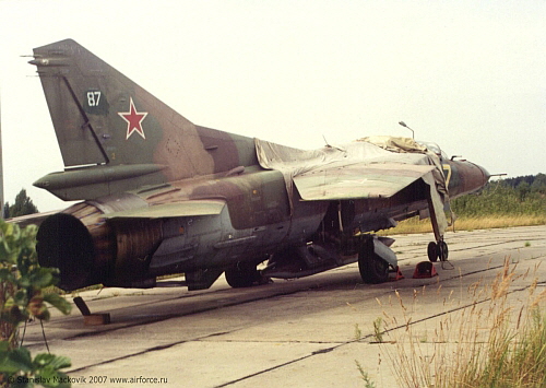 Soviet 899th APIB MiG-23UB Flogger-C at Lielvarde airport. Photo: Stanislav Mackovik (airforce.ru) Soviet 899th APIB MiG-23UB Flogger-C at Lielvarde airport. Photo: Stanislav Mackovik (airforce.ru)