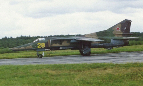 Soviet 899th APIB MiG-27D Flogger-J at Lielvarde airport. Photo: Stanislav Mackovik (airforce.ru) Soviet 899th APIB MiG-27D Flogger-J at Lielvarde airport. Photo: Stanislav Mackovik (airforce.ru)