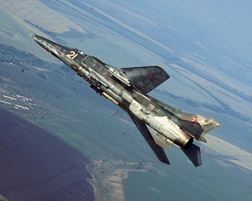 Soviet 899th APIB MiG-27D Flogger-J over Baltic region. Photo: Sergey Skrynnikov Soviet 899th APIB MiG-27D Flogger-J over Baltic region. Photo: Sergey Skrynnikov